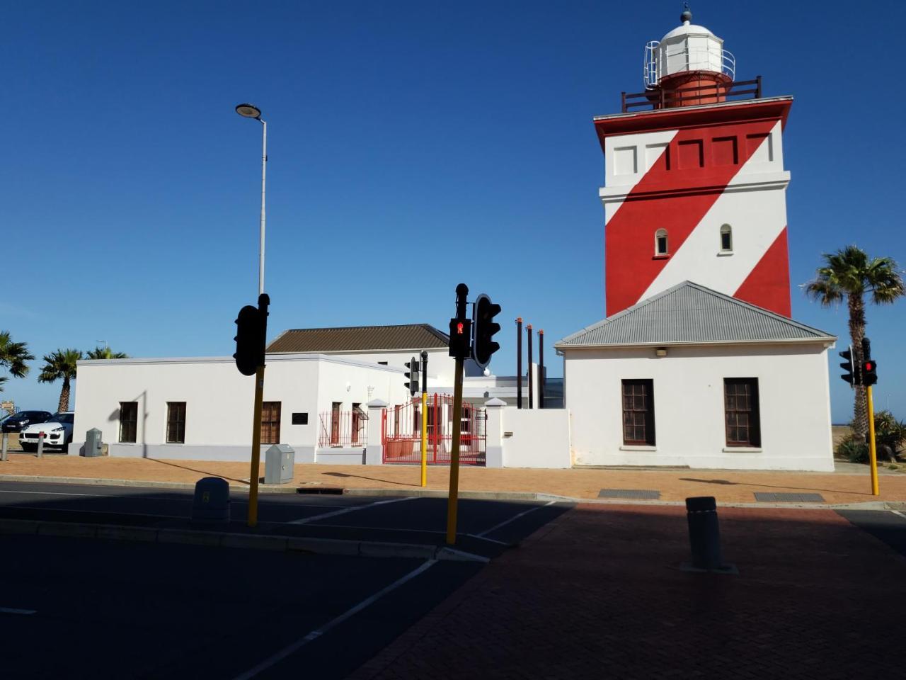 Point B -sustainable Solar Energy 4* Cape Town